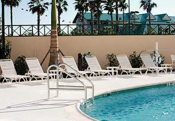 Courtyard Myers At I-75 And Gulf Coast Town Center Hotel