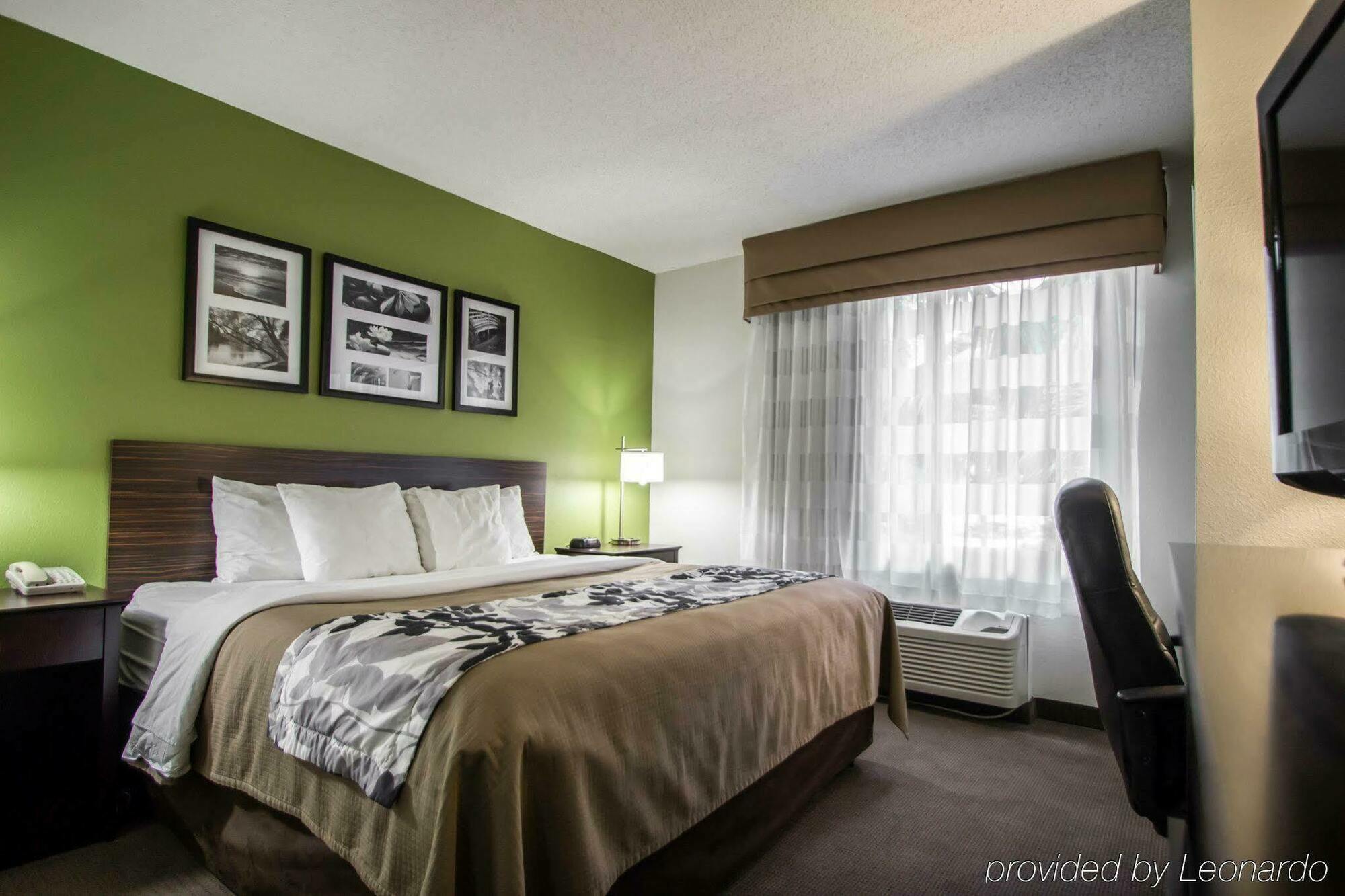 Sleep & Ft Lauderdale International Airport Hotel