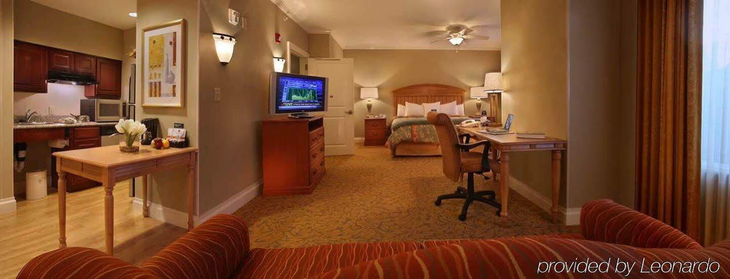 Homewood By Hilton Palm Gardens