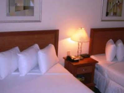 Inn Rodeway South - Coral Gables 3*