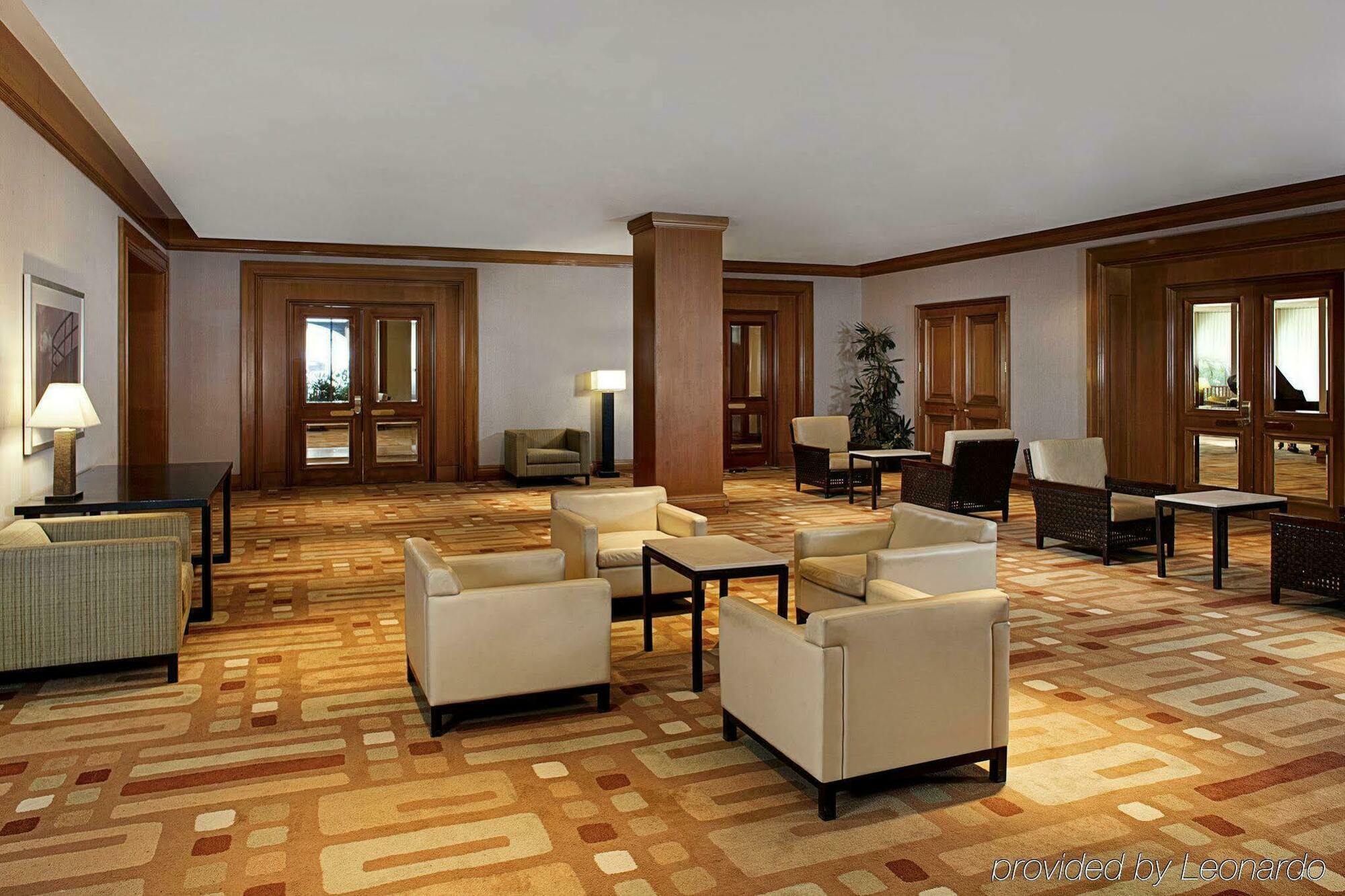 The Westin Waterside 4*