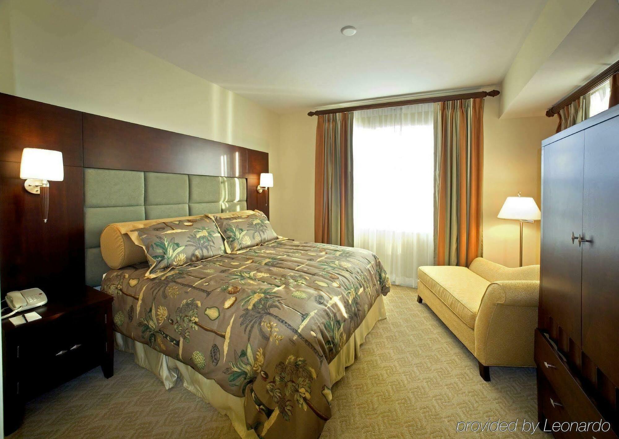 Club Vacations Sunset Cove Resort