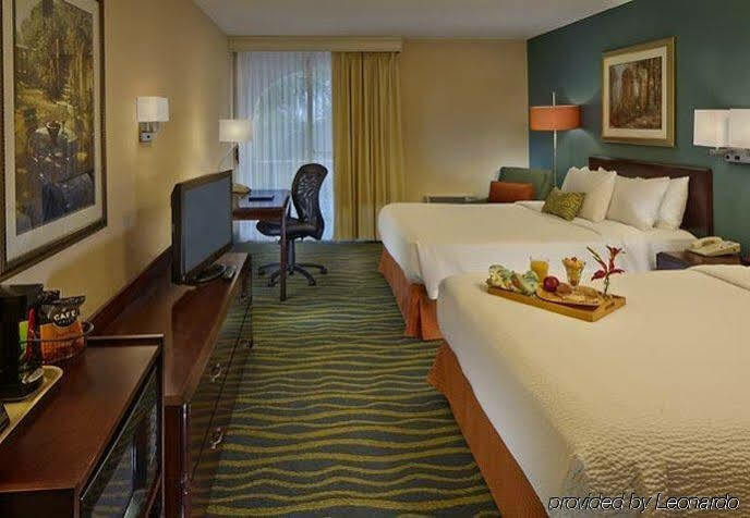 Fairfield & By Marriott