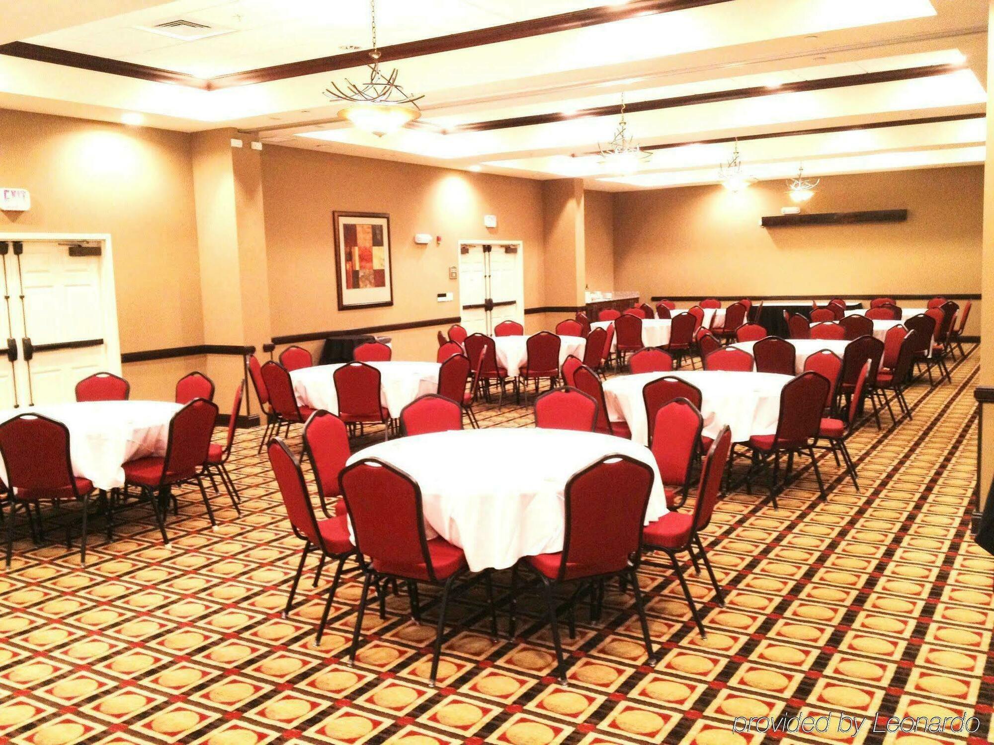 - Area By Ihg Pensacola