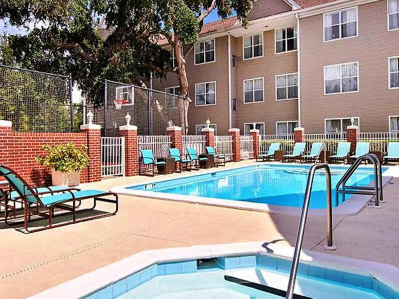 Hotel By Marriott Bradenton 3*