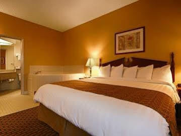 Western Intracoastal 3*