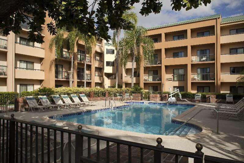Courtyard Miami Airport West Hotel