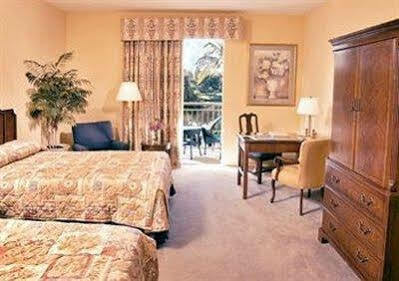 Hotel Trianon Bonita Bay