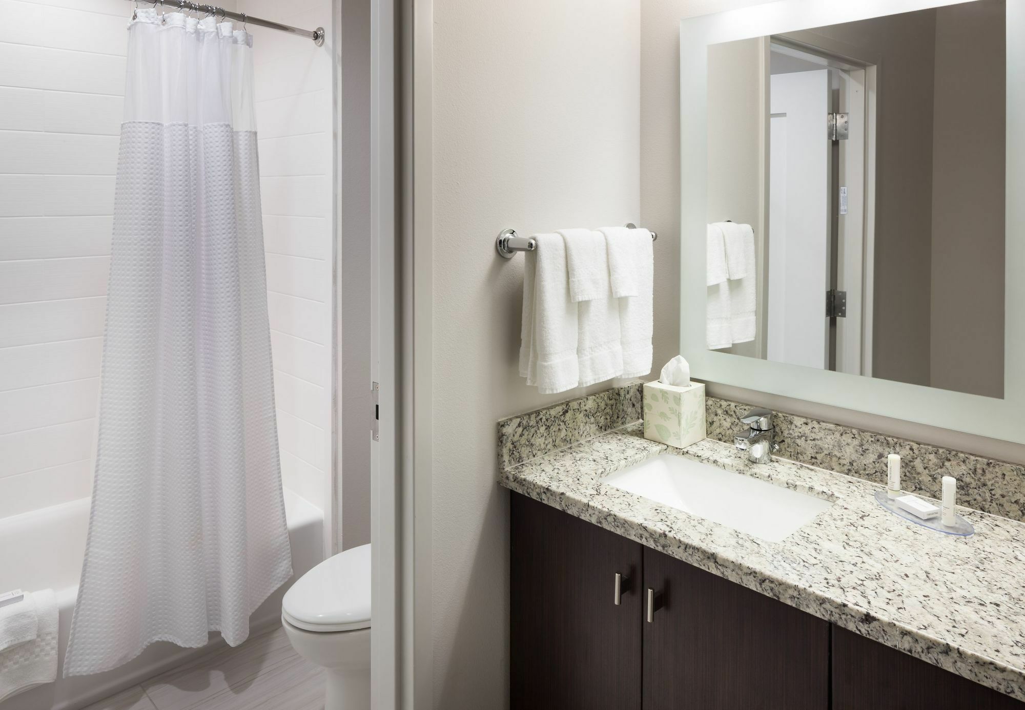 Towneplace By Marriott Orlando At Seaworld - With Free Shuttle Service To Seaworld Parks Hotel Williamsburg