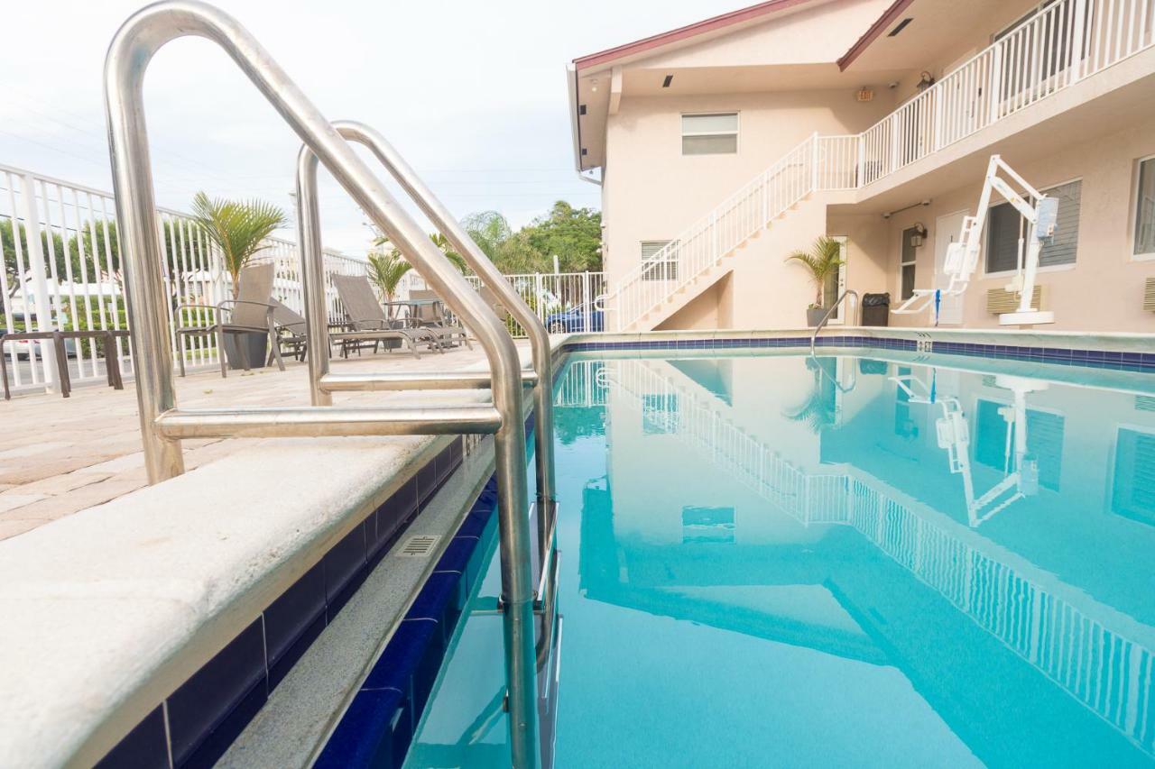 Atlantique Beach House * Deerfield Beach