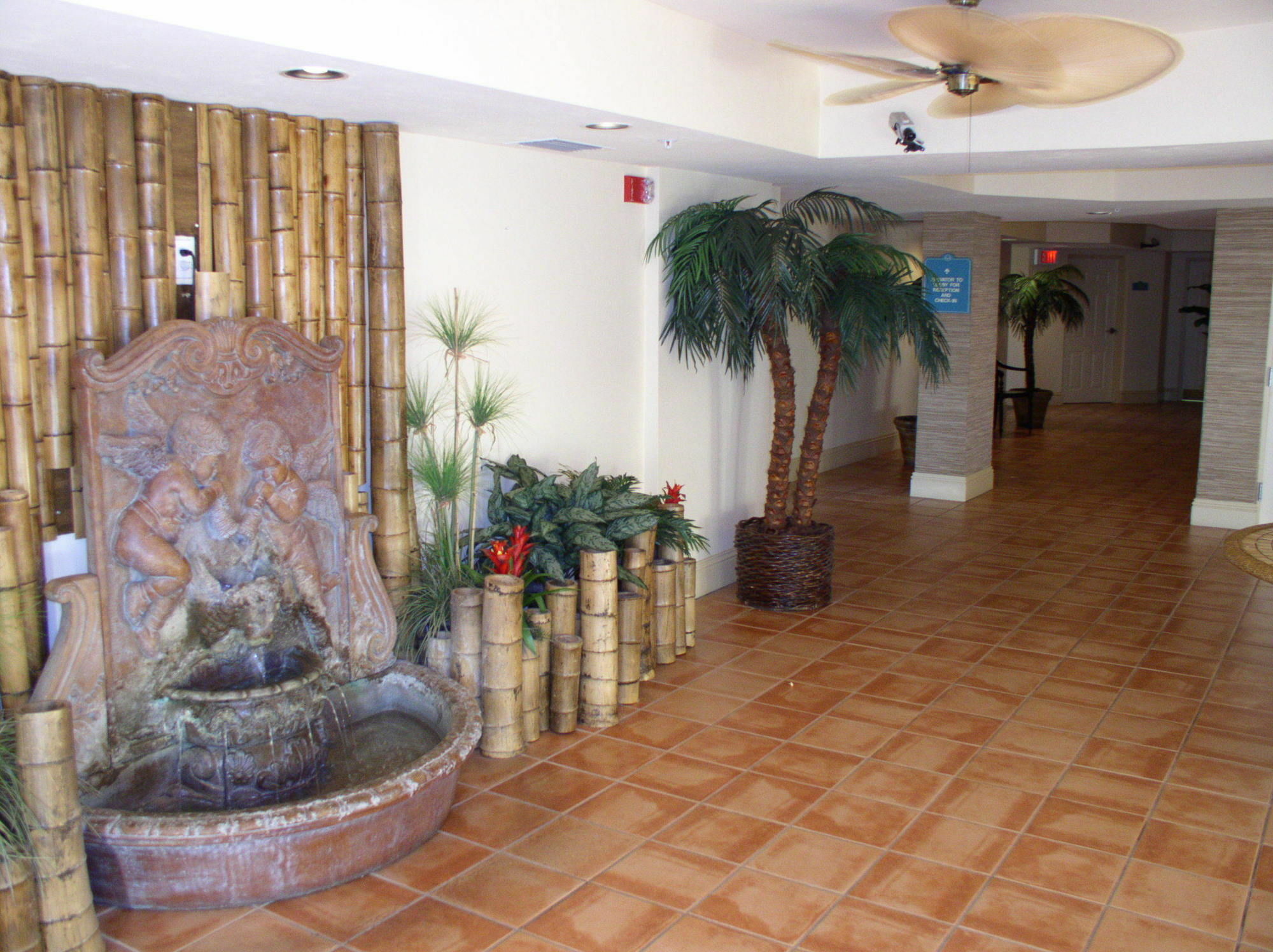 Lovers Key Resort 3*