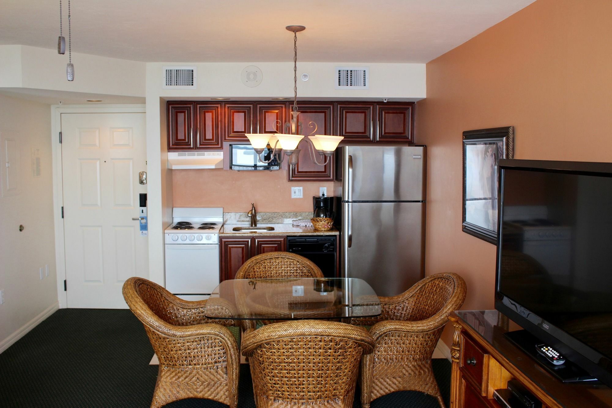 Lovers Key Resort 3*