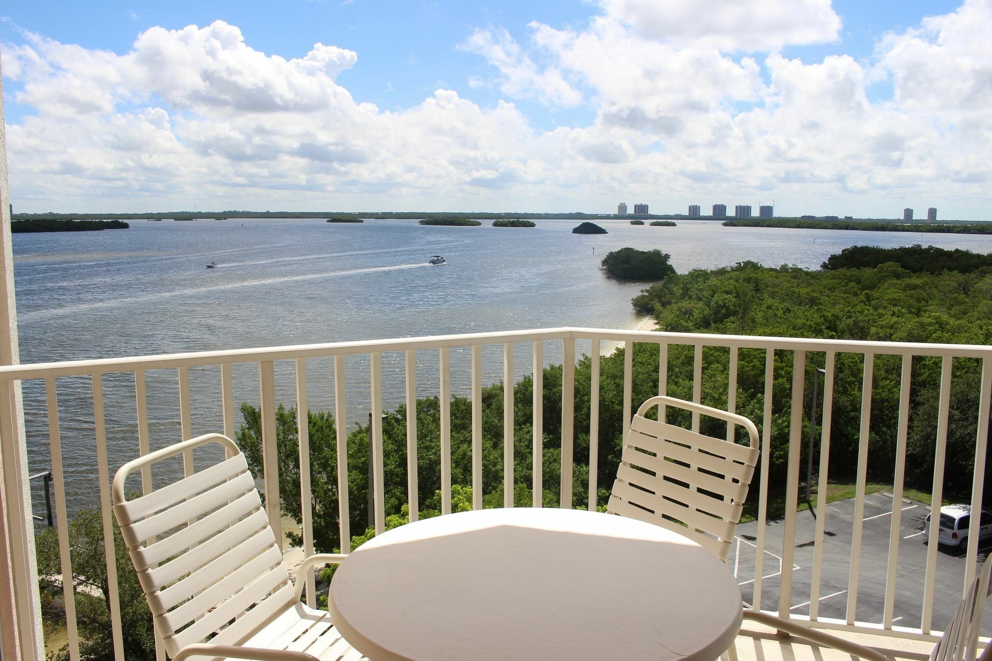 Lovers Key Resort 3*