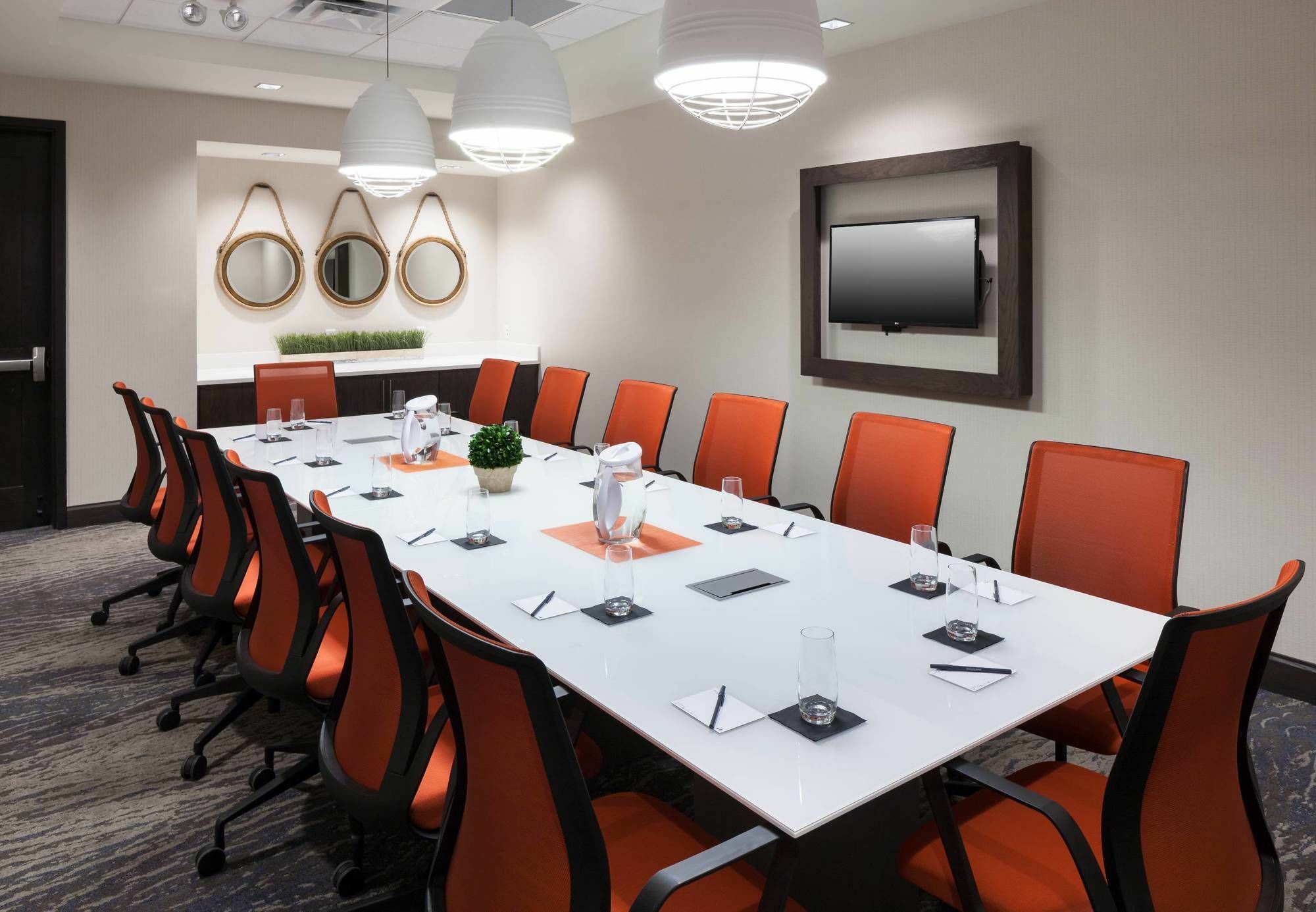 Hotel By Marriott Clearwater 3*