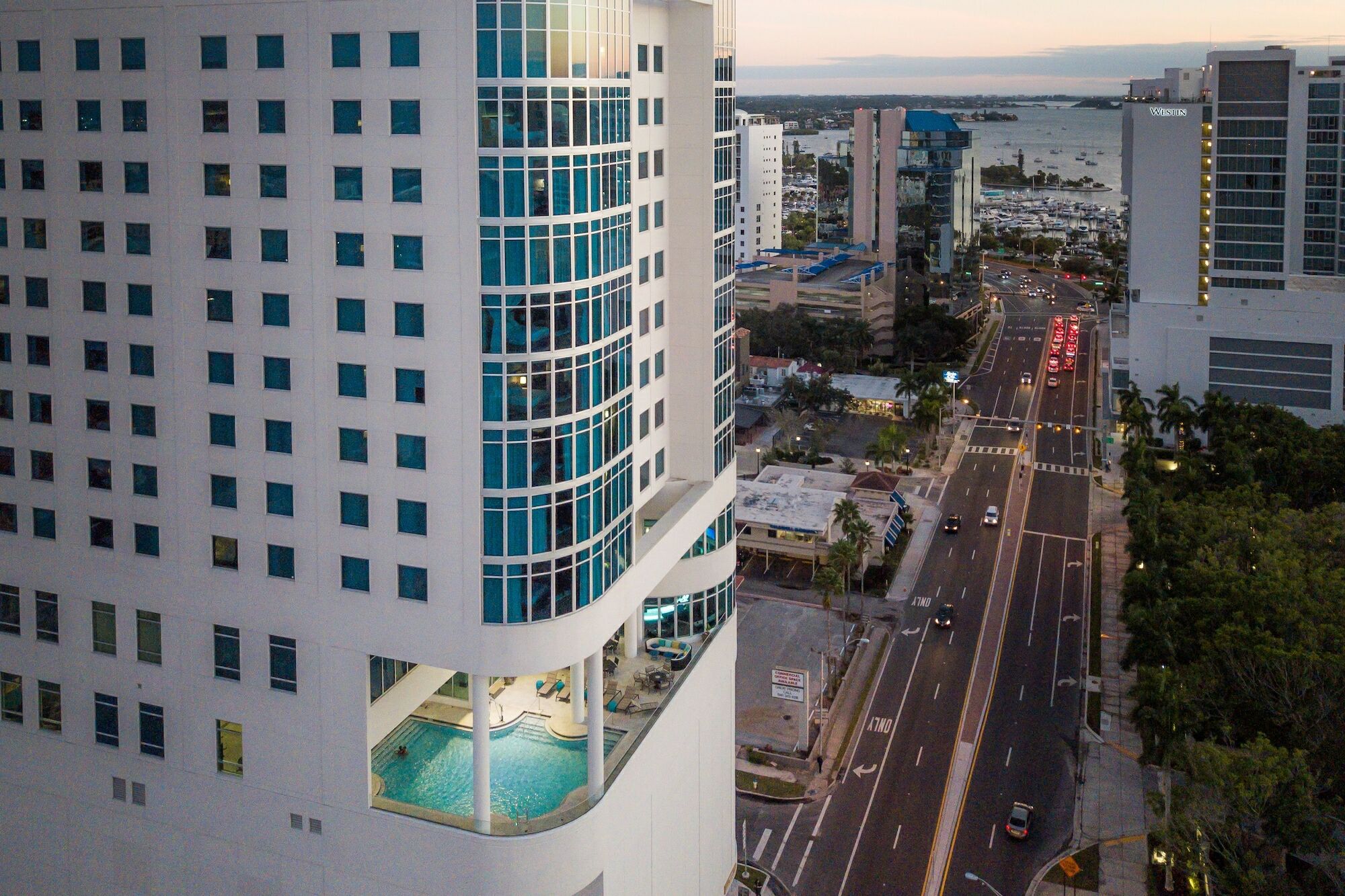 Hotel Embassy By Hilton 4*