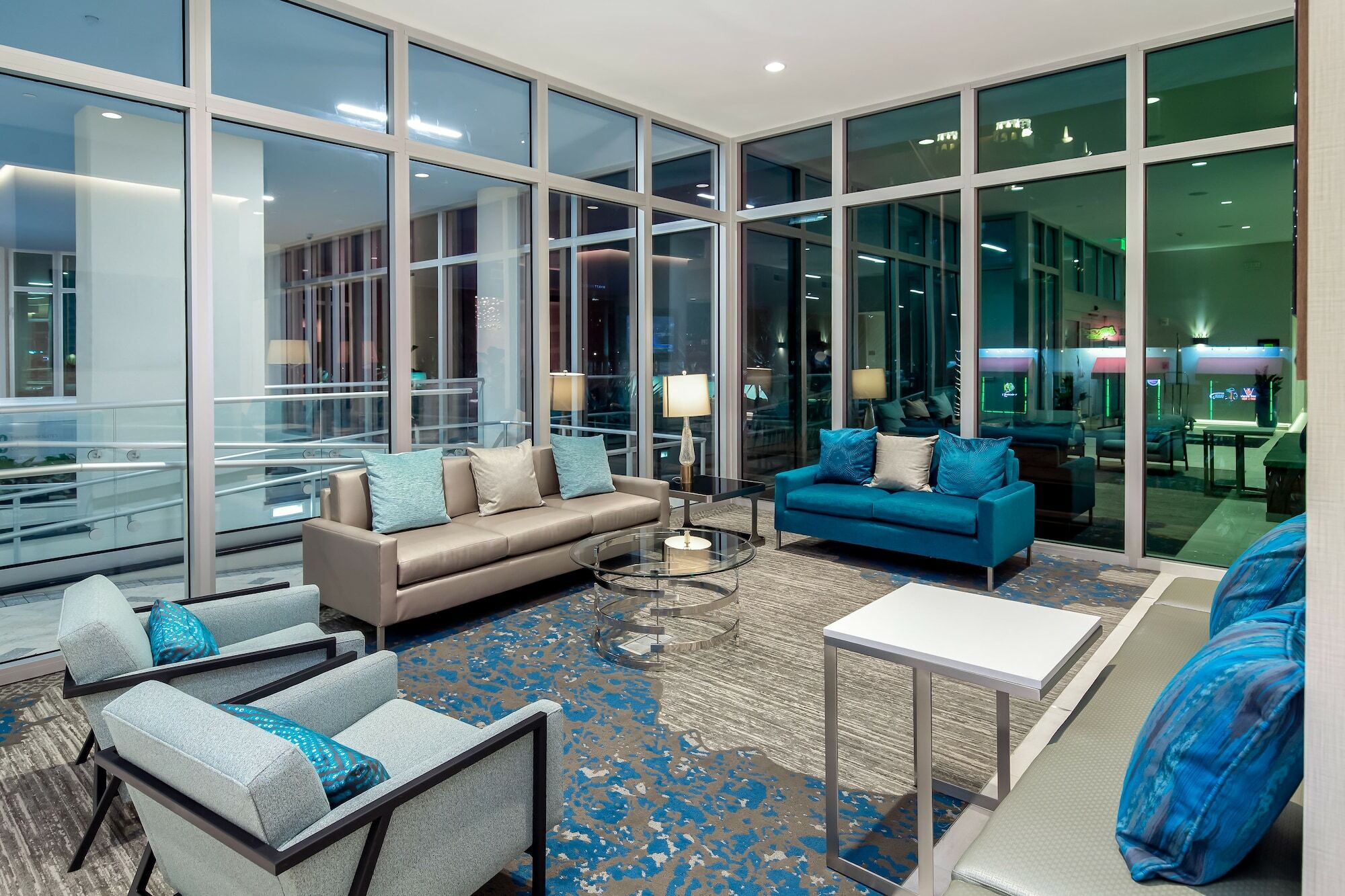 Embassy By Hilton Sarasota