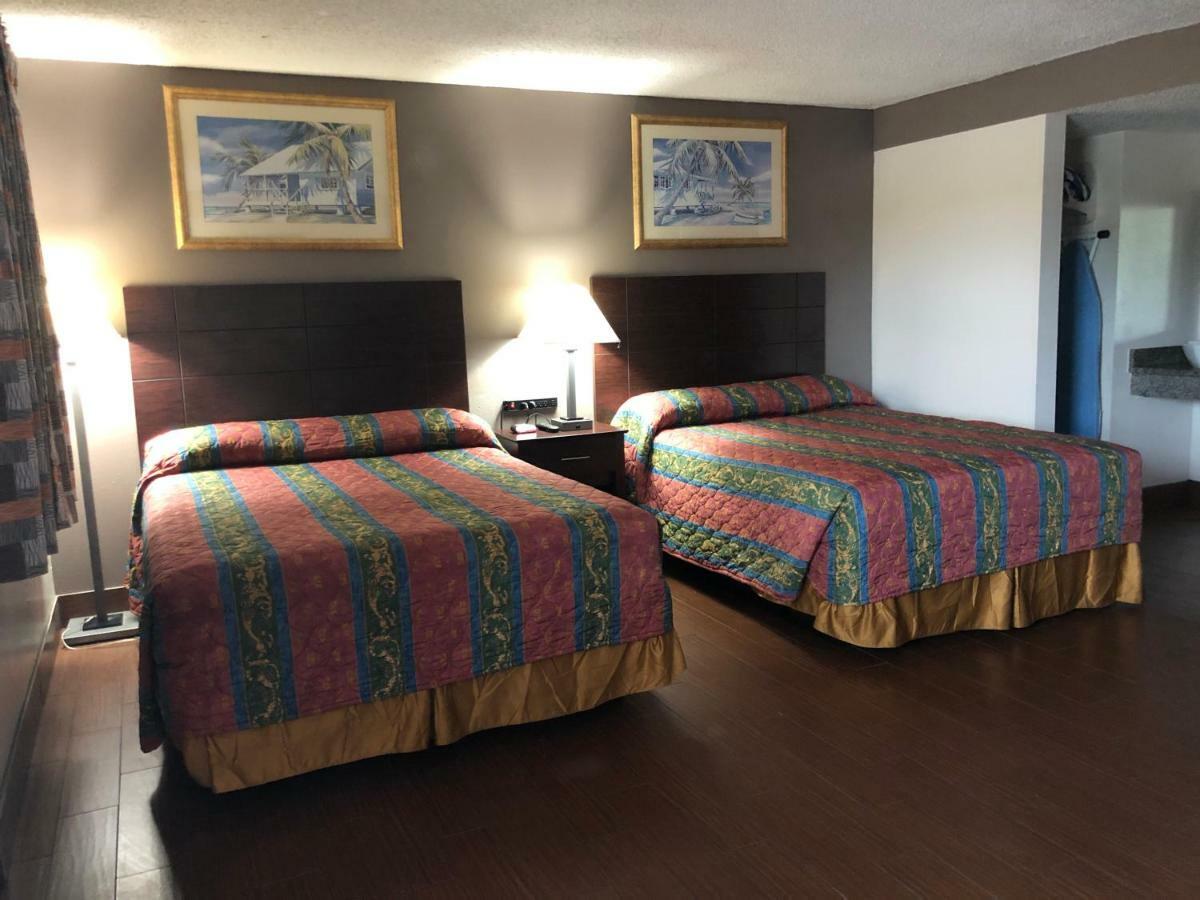 Sun Coast Motel