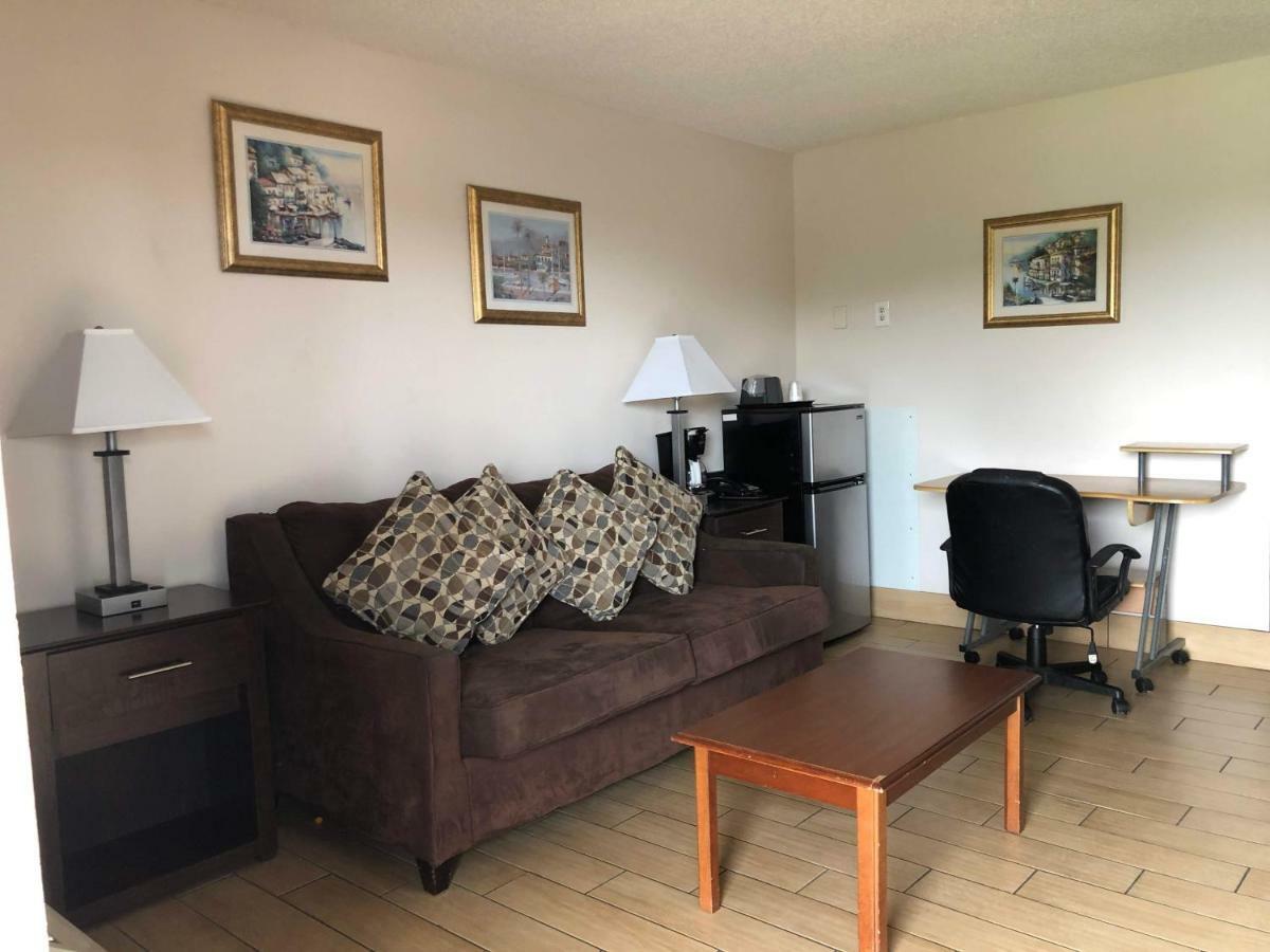 Sun Coast Motel Englewood