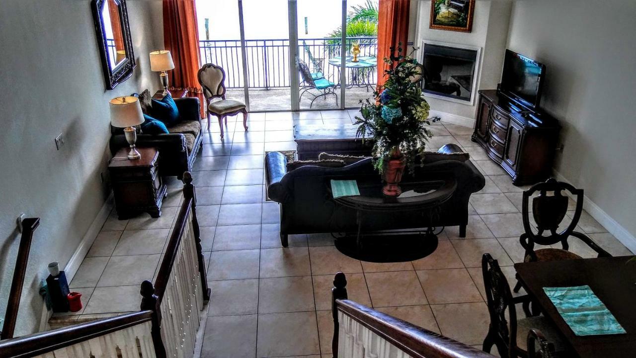 Holiday home Mediterranean Three Story Townhouse *