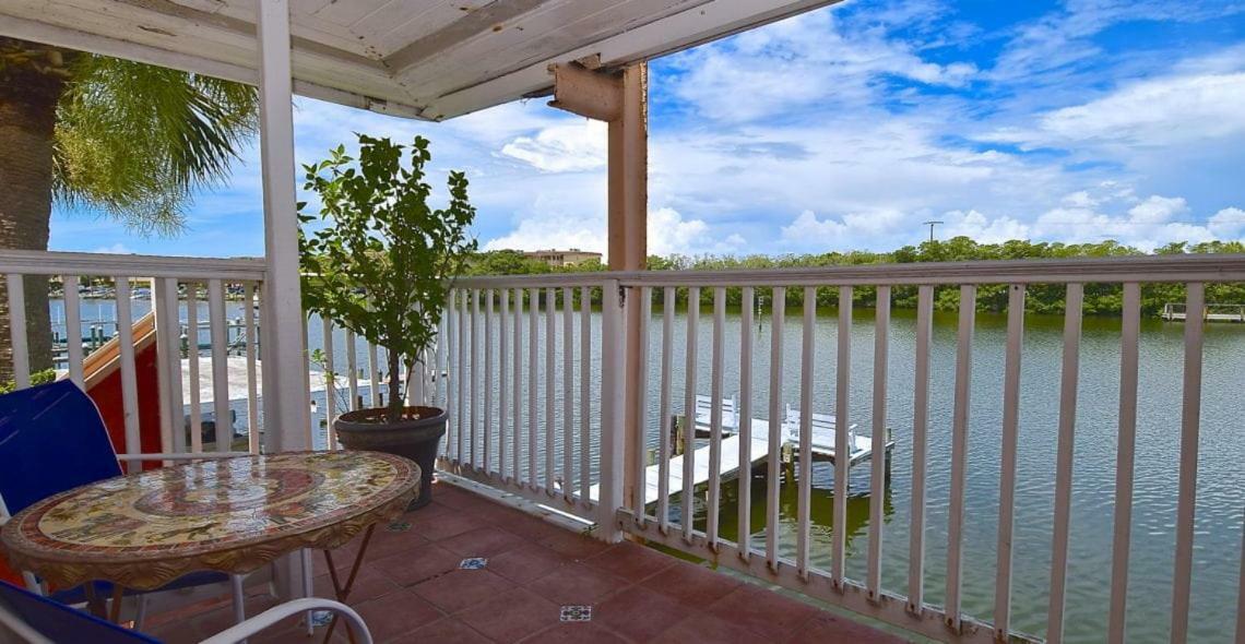 The At Turtle Beach (adults Only) Apartment