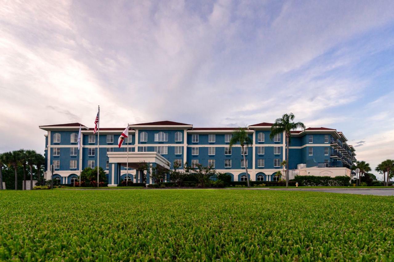 Hotel Seven Raceway