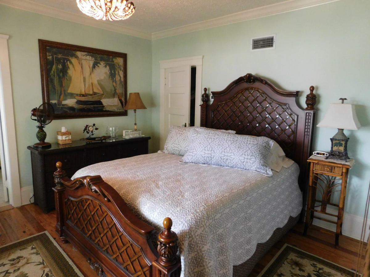 The River Lily Bed & Breakfast 3*