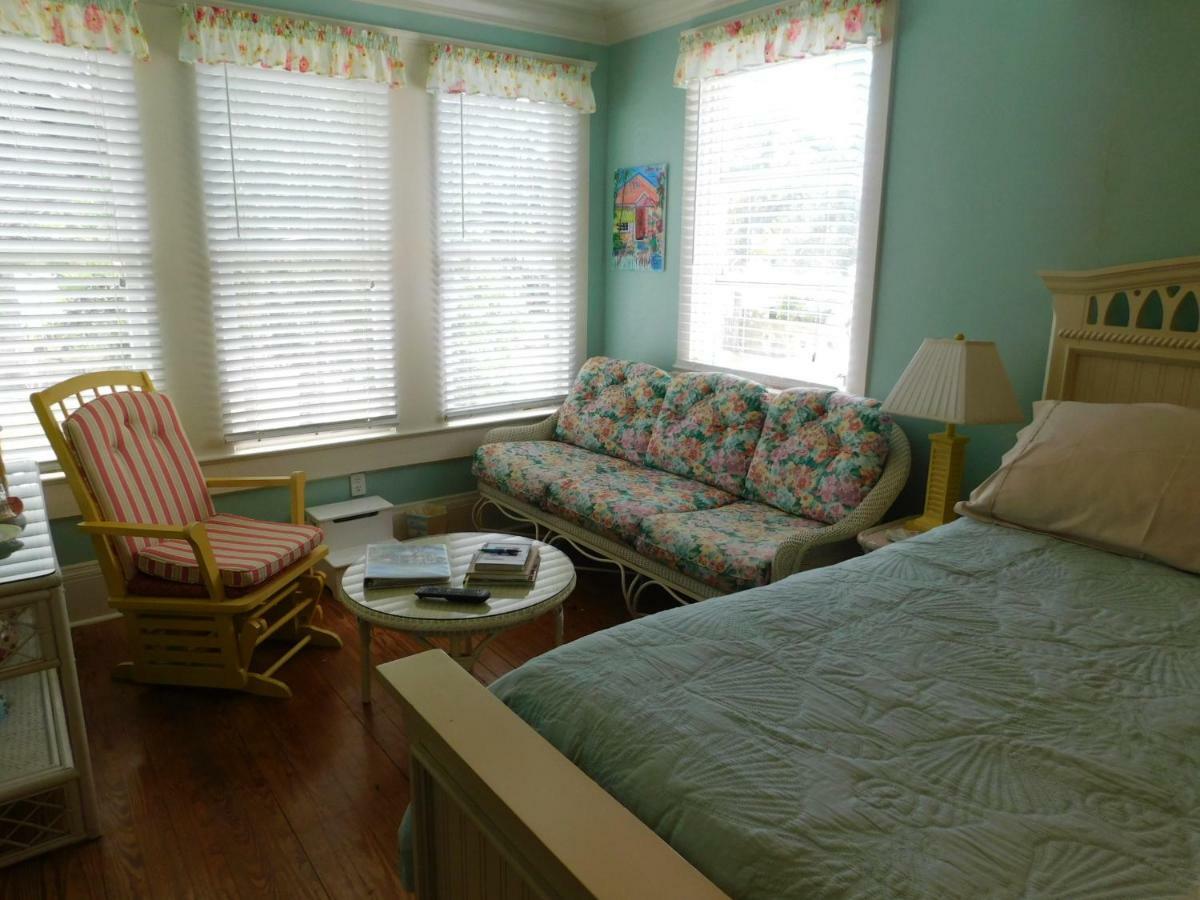The River Lily 3* Daytona Beach