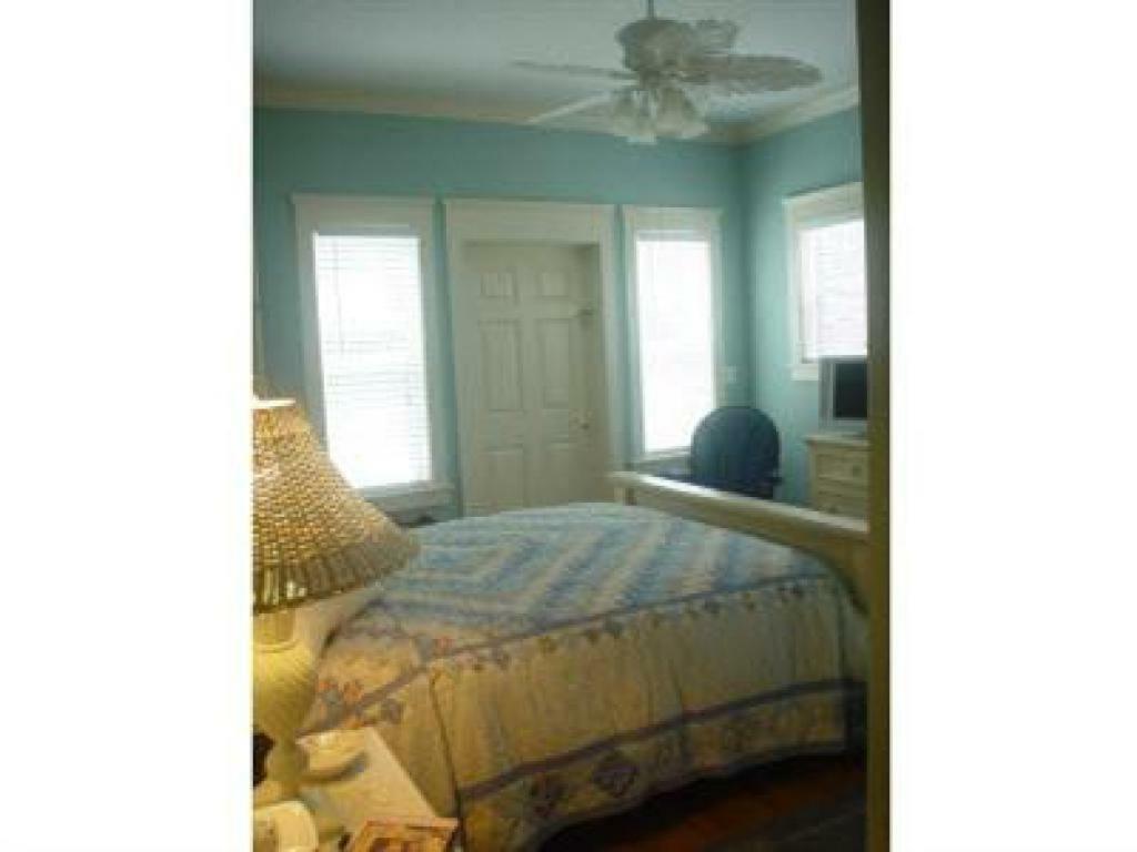 The River Lily Bed & Breakfast 3*