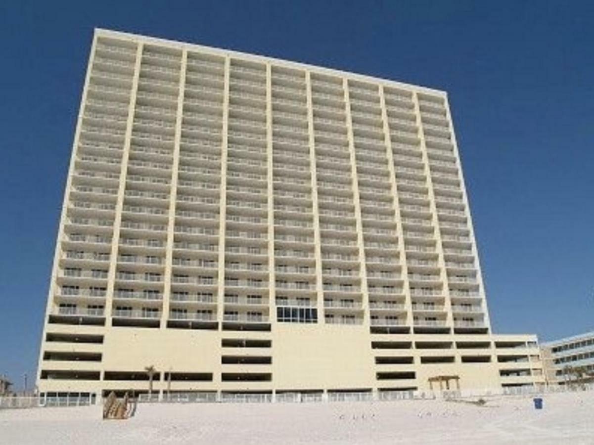 Ocean Reef 2 Bedroom/2 Bath! *