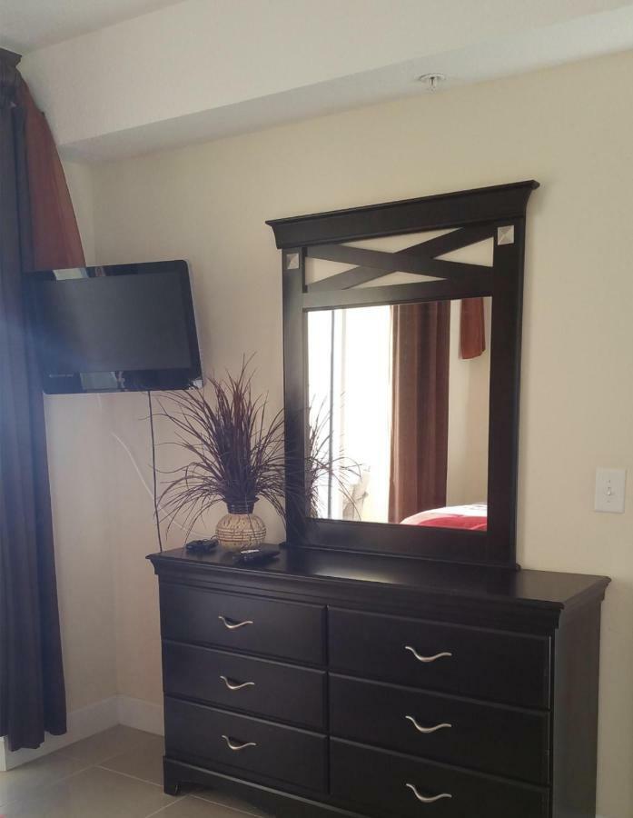 Ocean Reef 2 Bedroom/2 Bath! *