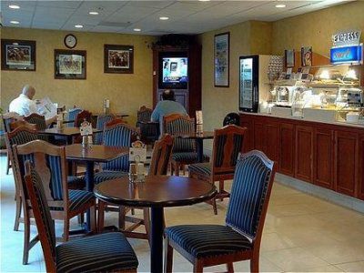 Express & Tampa-oldsmar By Ihg 2*