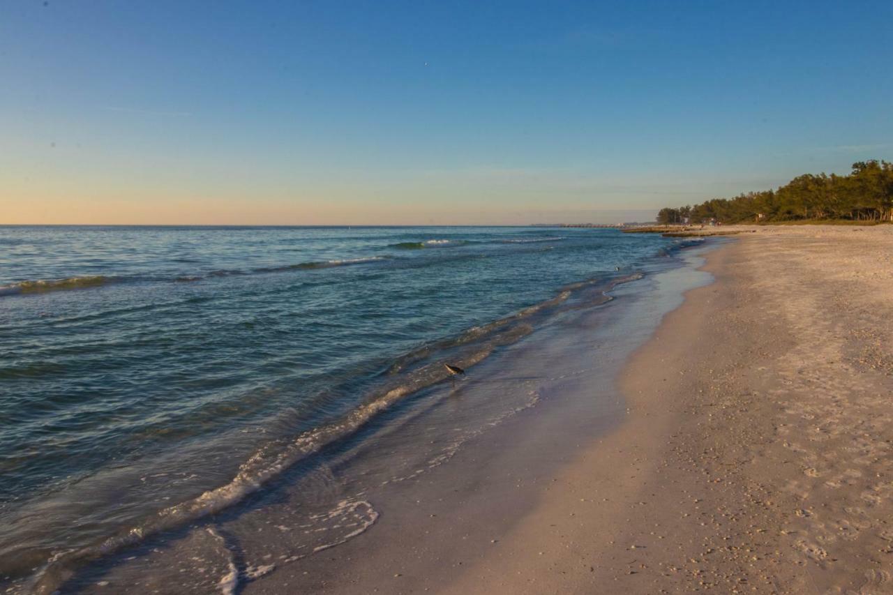 Sea La Vie * Holmes Beach