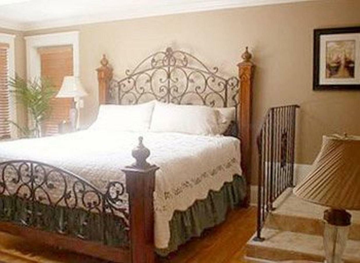 Bed & Breakfast The River Lily Daytona Beach