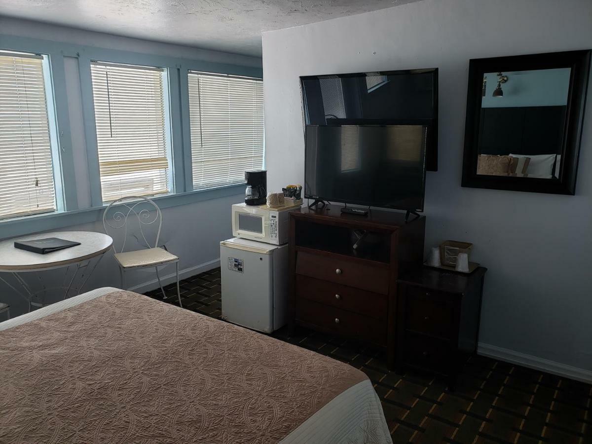 Topaz - Flagler Hotel