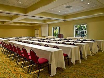 Courtyard By Marriott Sarasota/riverfront
