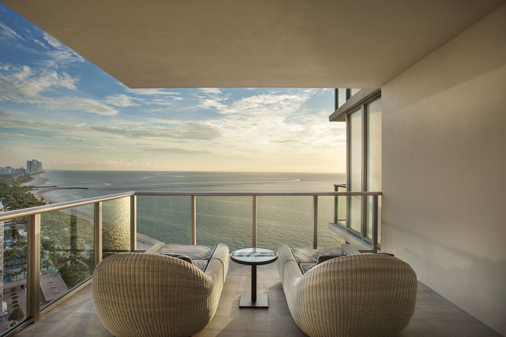 Resort The St. Regis 5*