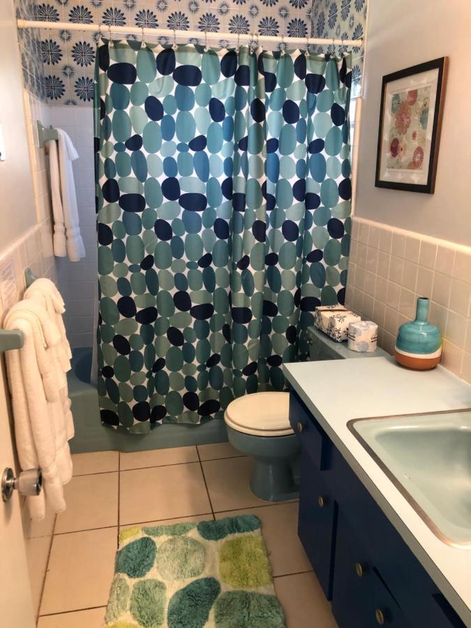 Cheston House - Clothing Optional Male 3*