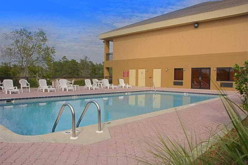 Quality Inn Weeki Wachee