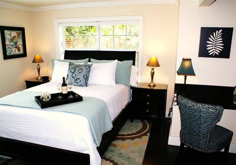 Island Sands Hotel Wilton Manors