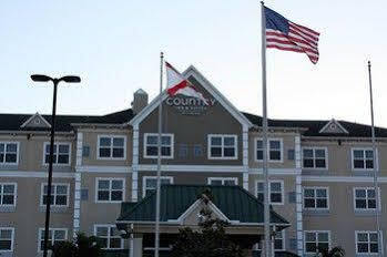 Hotel Country & By Radisson, Airport North, Fl 3*