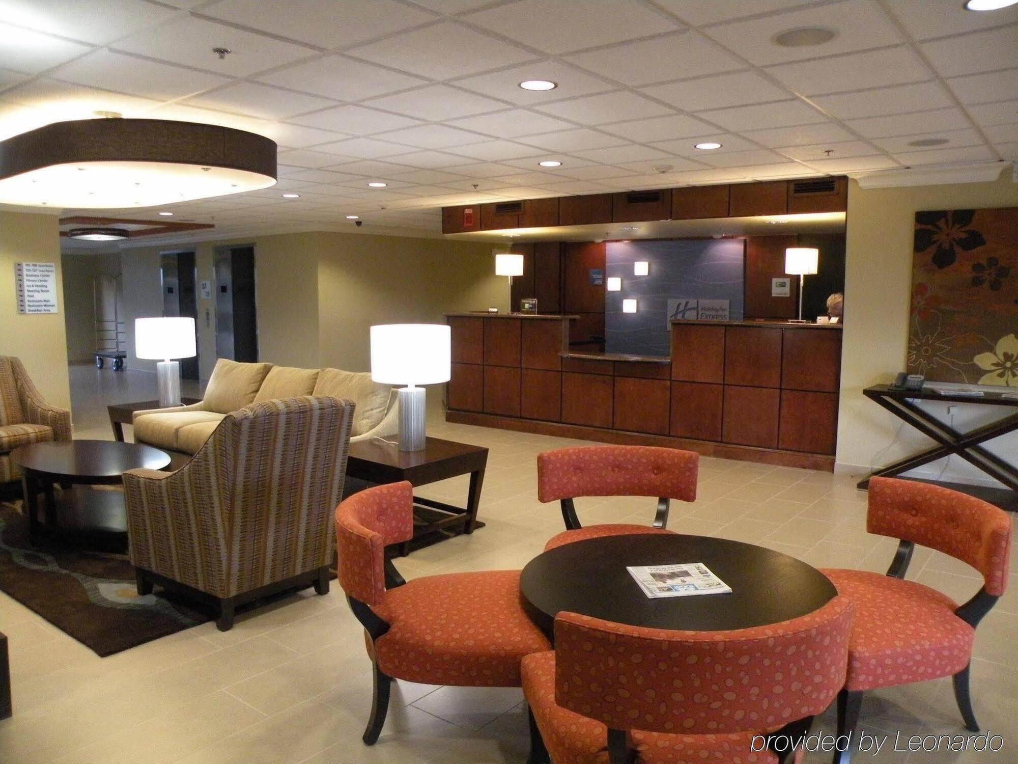 Express Lauderdale North - Executive Airport By Ihg Hotel 2*