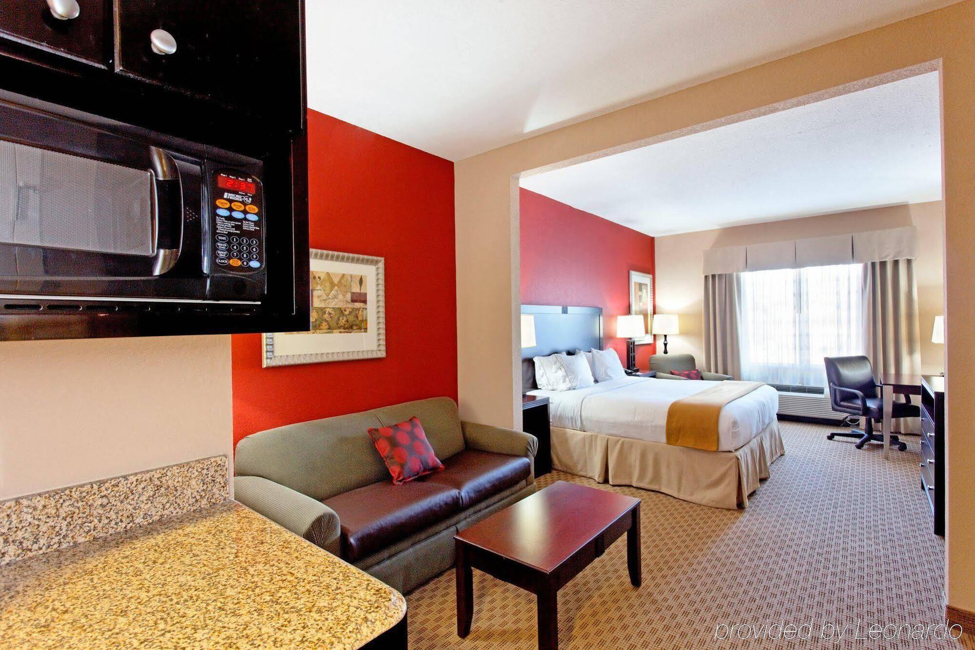 Express & South I-10 By Ihg 3*