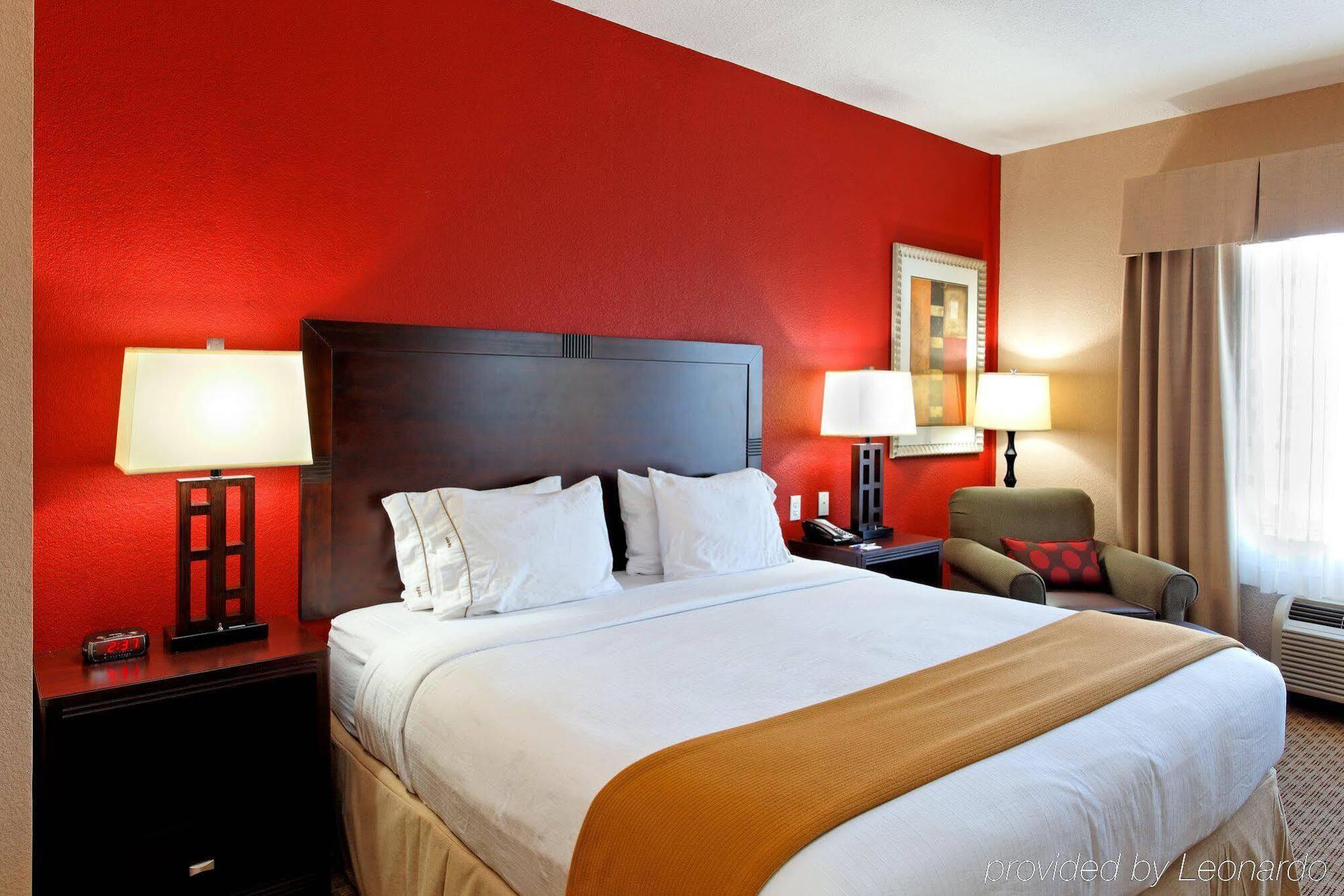 Hotel Express & South I-10 By Ihg