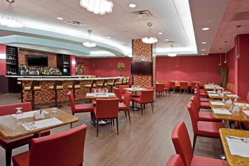 Crowne Plaza & Lauderdale Airport/ Cruise By Ihg Hotel 3*