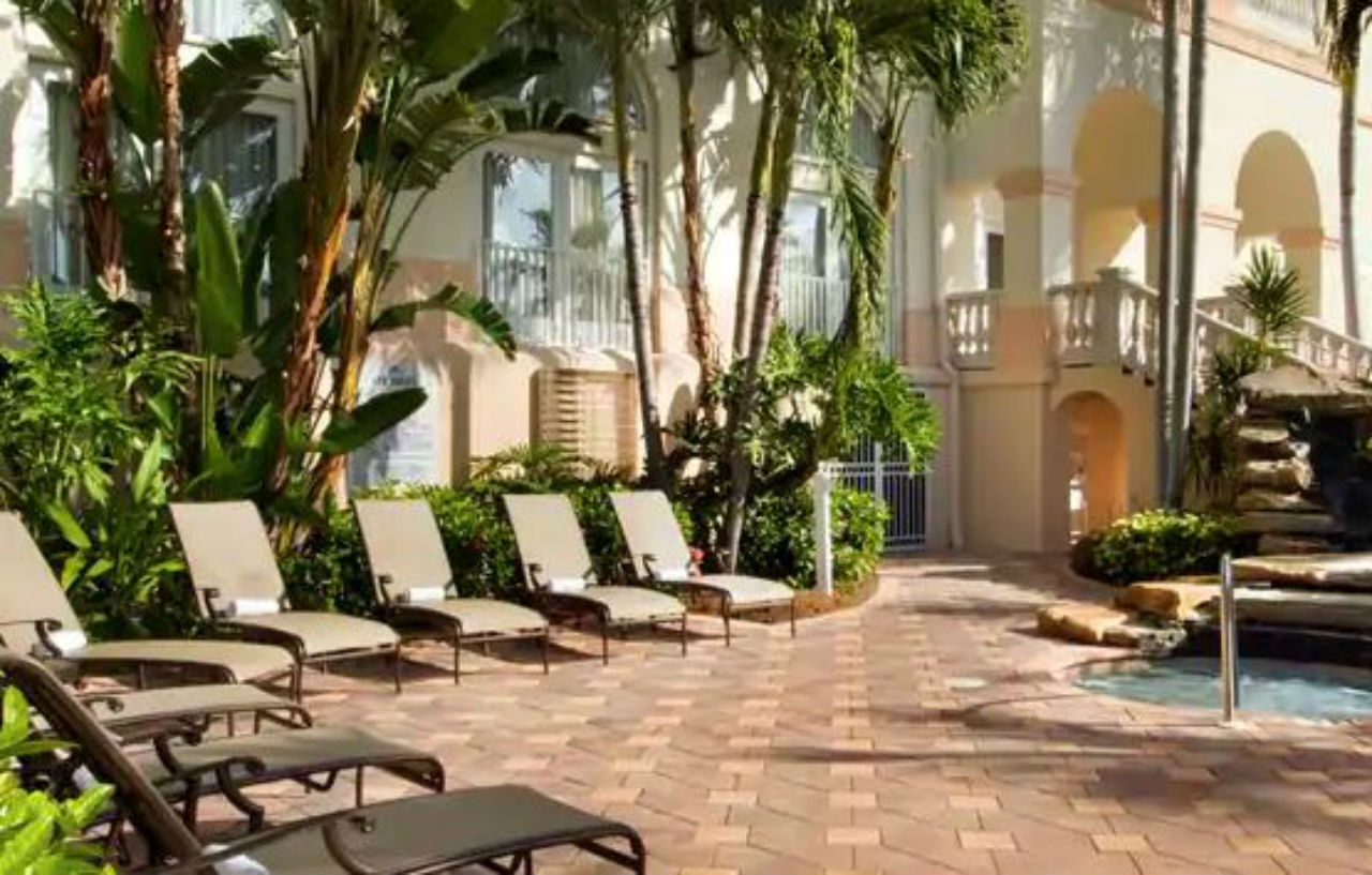 Hilton Naples