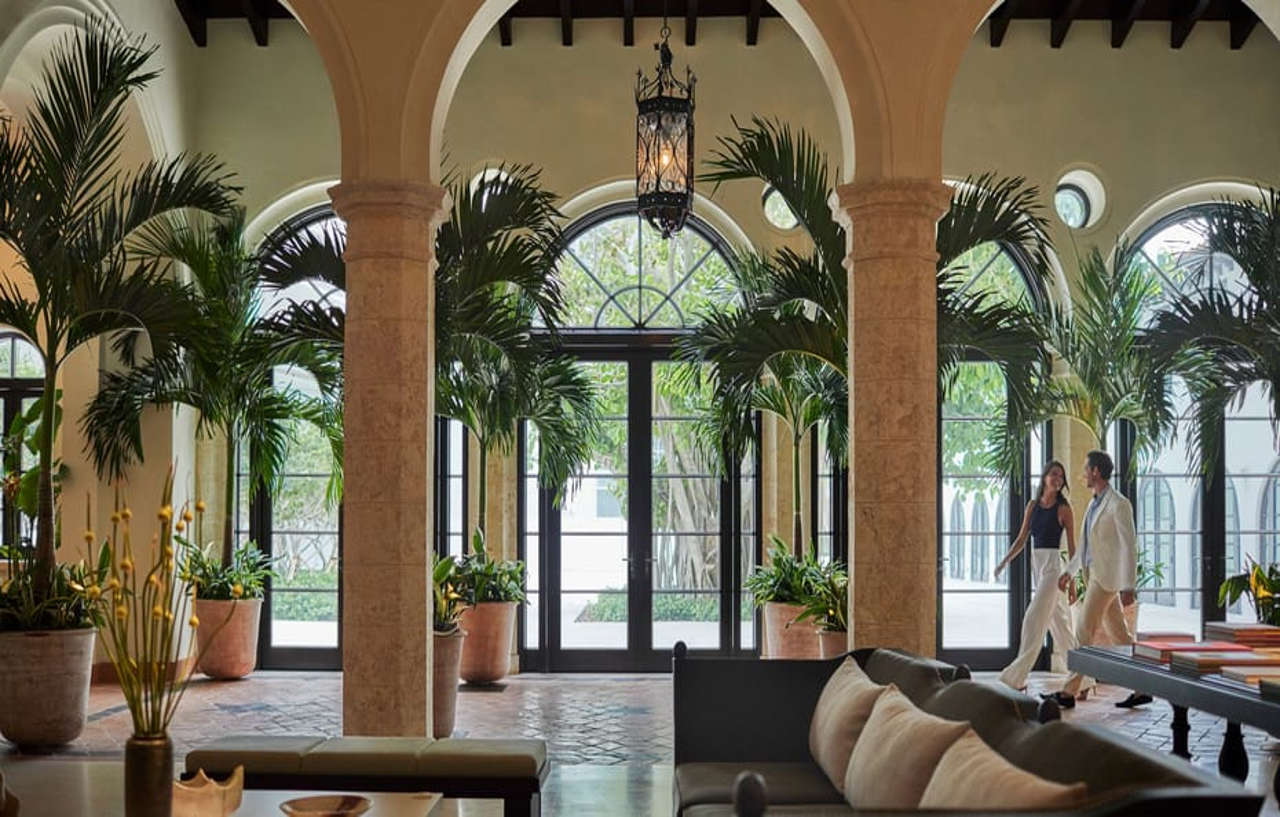 Four Seasons At The Surf Club Hotel Surfside