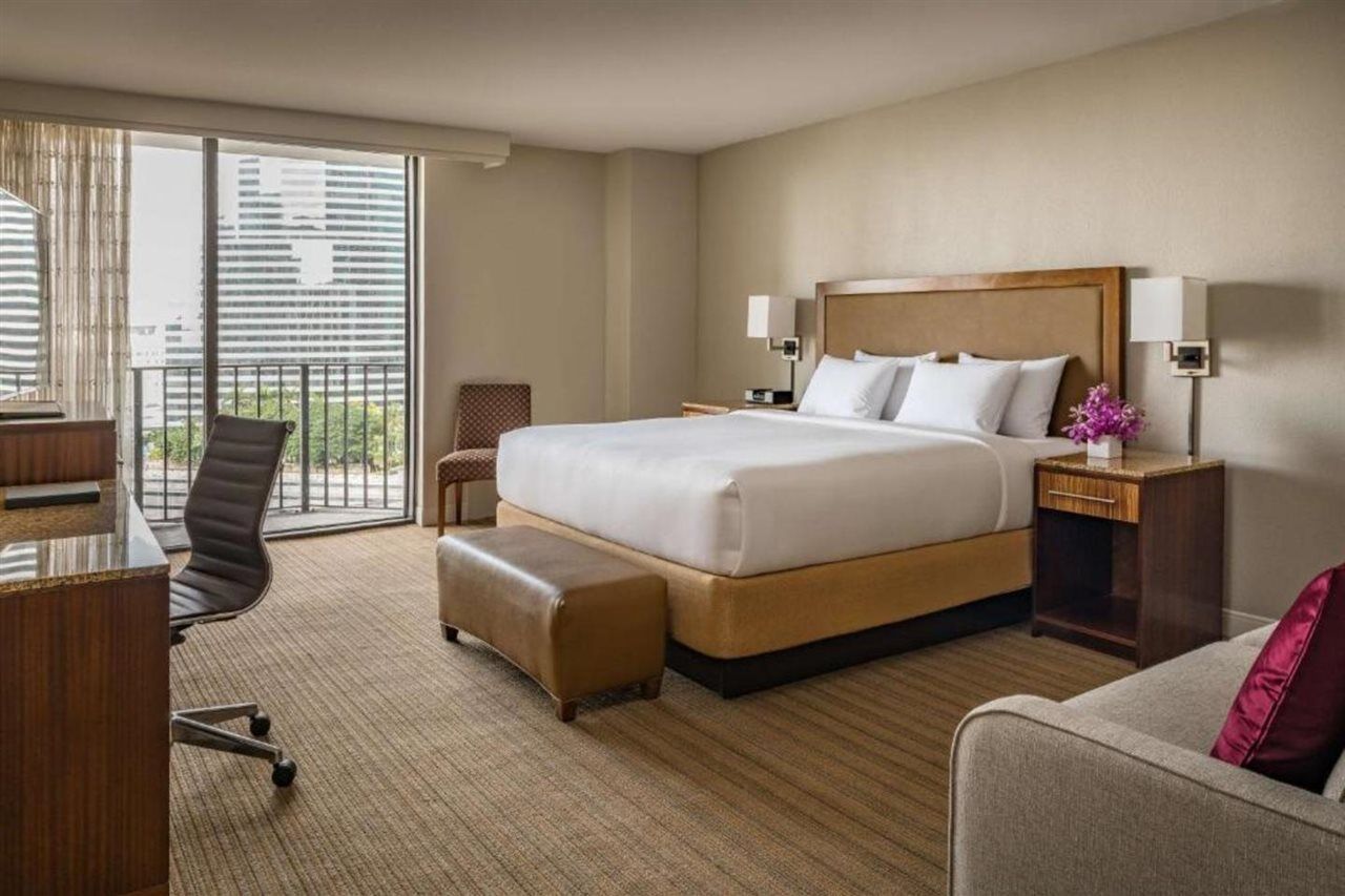 Hyatt Regency 3*