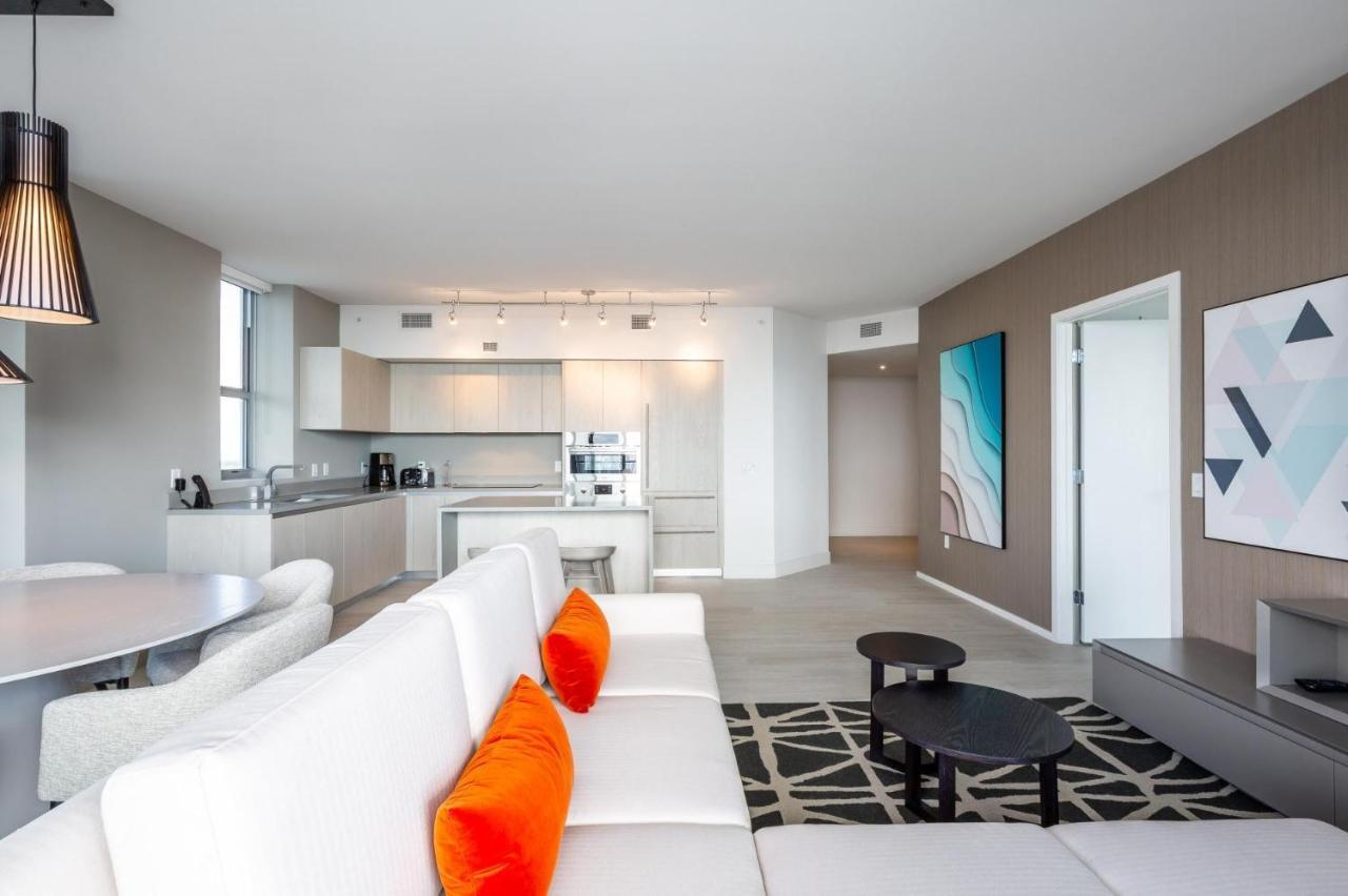 Modern 3 Bedroom At Hollywood 28th Floor