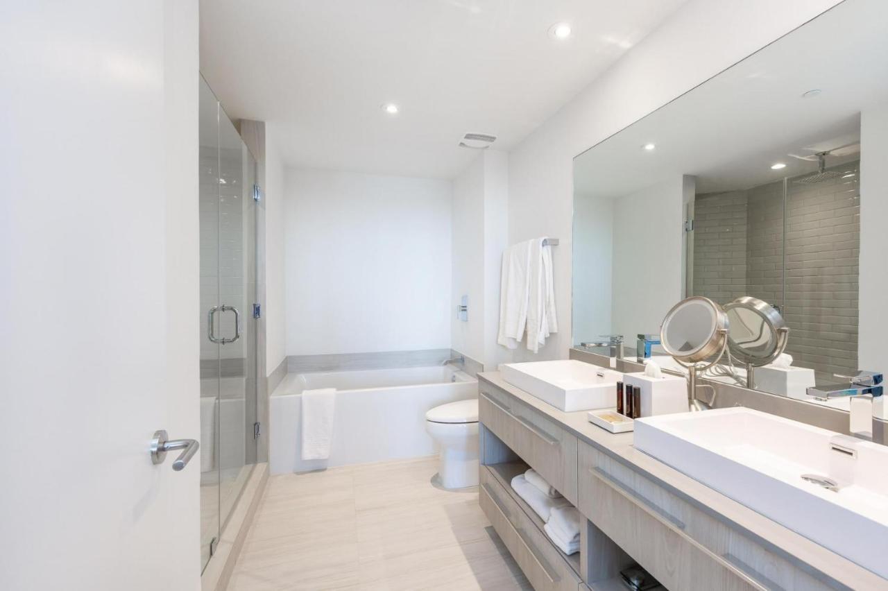 Modern 3 Bedroom At Hollywood 28th Floor Apartment