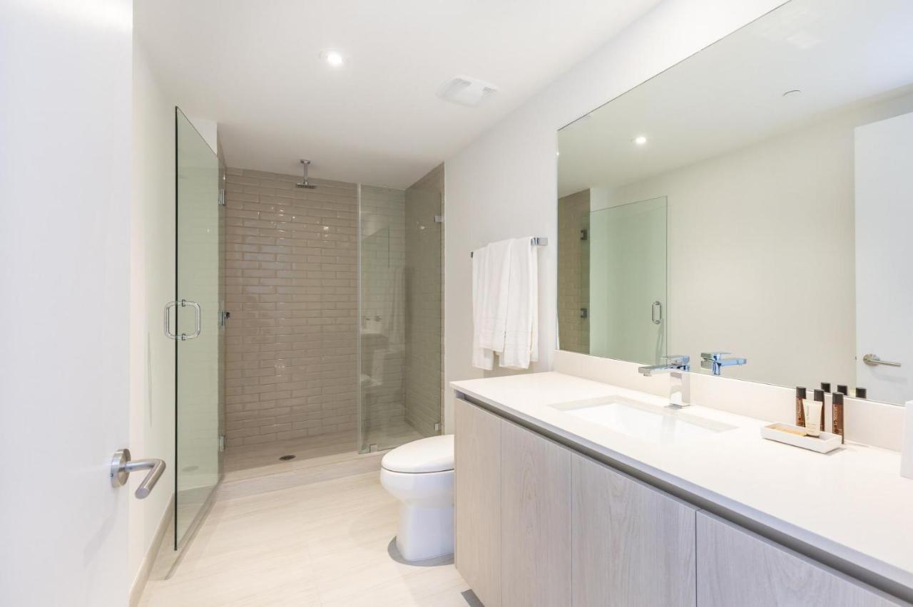 Apartment Modern 3 Bedroom At Hollywood 28th Floor *